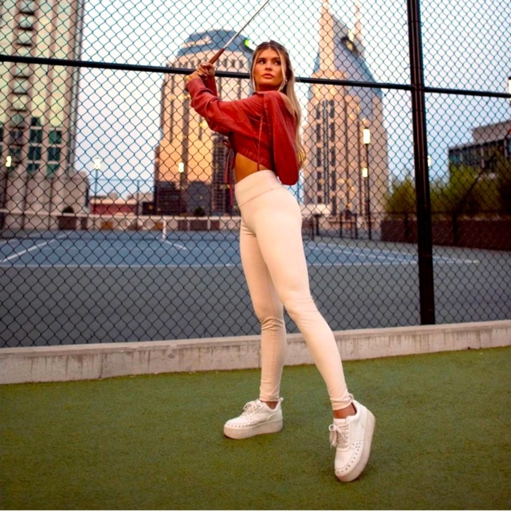 Kittenish CASSIE CREAM ACTIVE LEGGINGS